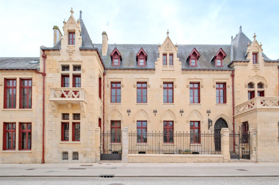 La rochelle hotel delmas renovation patrimoniale